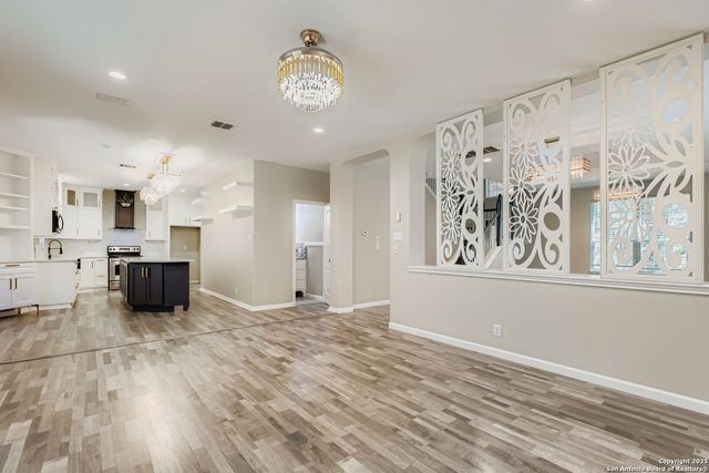 8202 Eagle Peak, Helotes, TX 78023