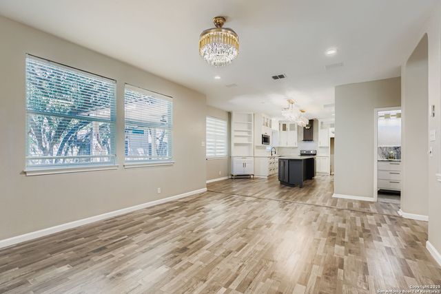 8202 Eagle Peak, Helotes, TX 78023