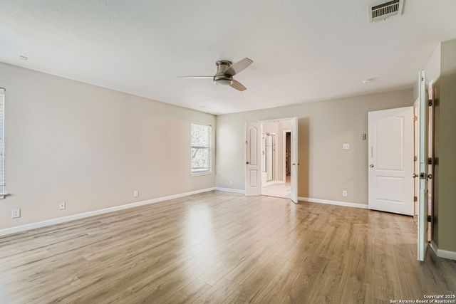 8202 Eagle Peak, Helotes, TX 78023