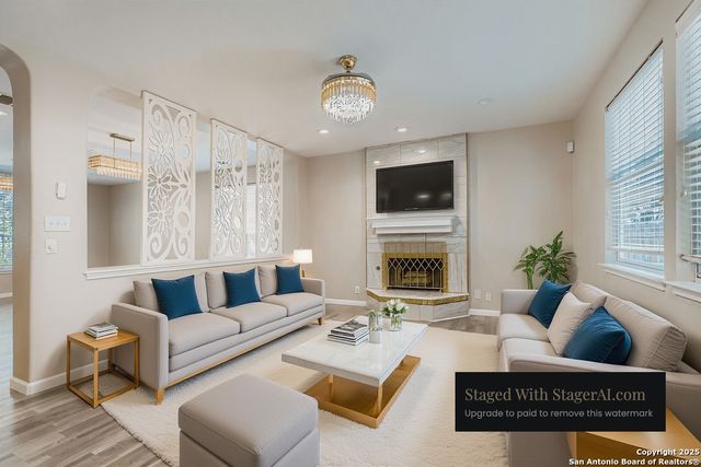 8202 Eagle Peak, Helotes, TX 78023