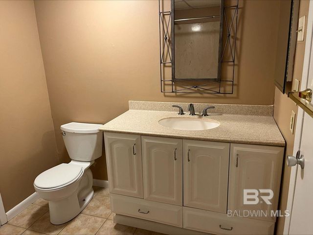 2069 Sea Cliff North 2069, Daphne, AL 36526