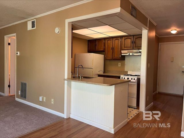 2069 Sea Cliff North 2069, Daphne, AL 36526