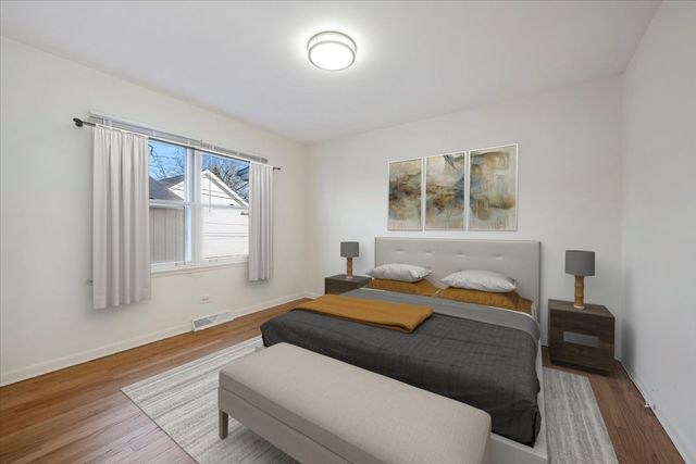 578 Ivy Court, Lake Forest, IL 60045