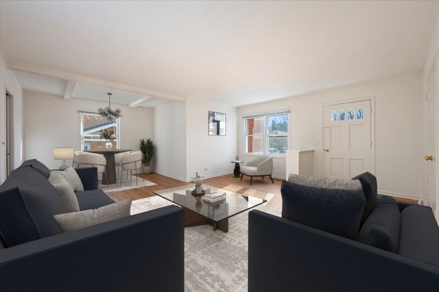 578 Ivy Court, Lake Forest, IL 60045