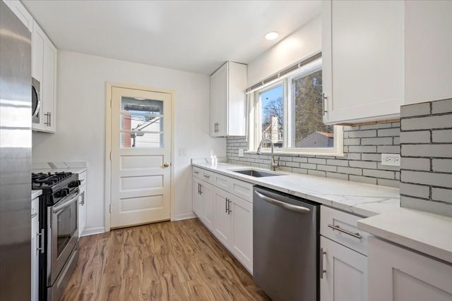 578 Ivy Court, Lake Forest, IL 60045