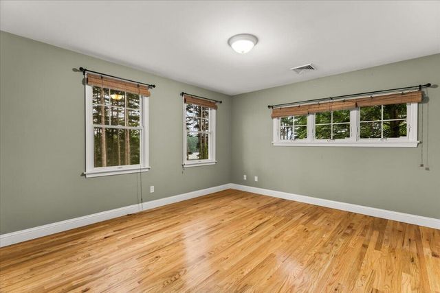 22 Red Pine Lane, Wareham, MA 02571