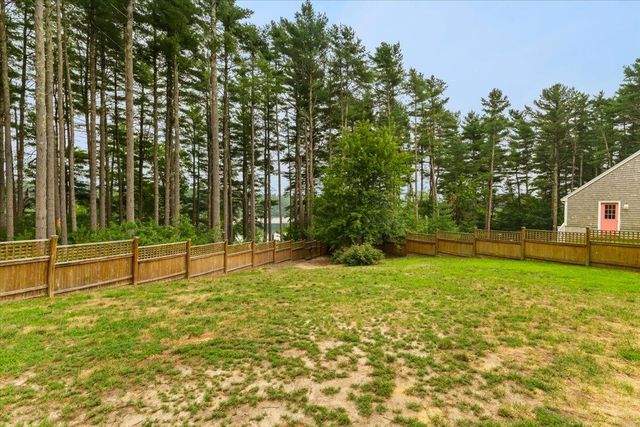 22 Red Pine Lane, Wareham, MA 02571