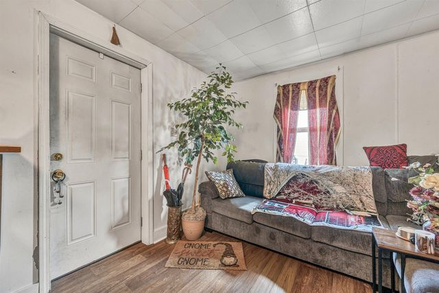 218 Maple ST, Salem, VA 24153