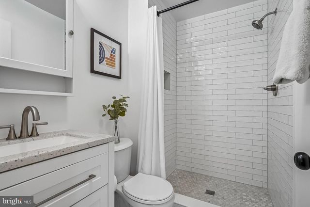 2502 WOODCUTTER CT, Reston, VA 20191