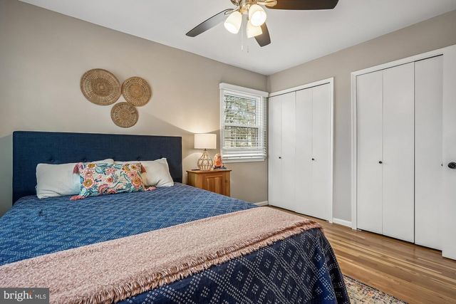 2502 WOODCUTTER CT, Reston, VA 20191