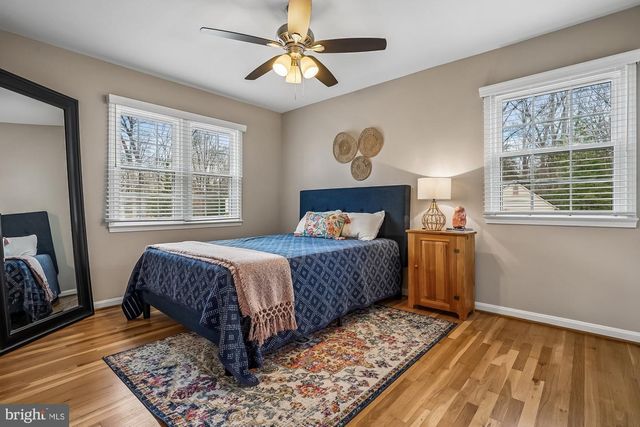 2502 WOODCUTTER CT, Reston, VA 20191