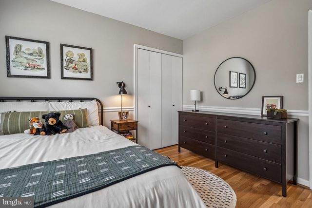 2502 WOODCUTTER CT, Reston, VA 20191