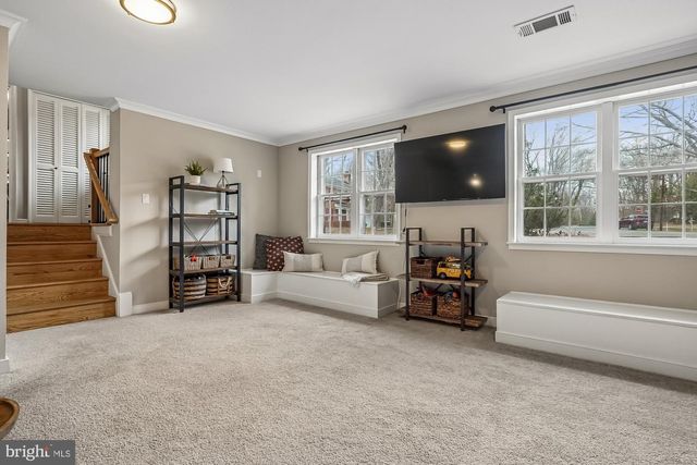 2502 WOODCUTTER CT, Reston, VA 20191