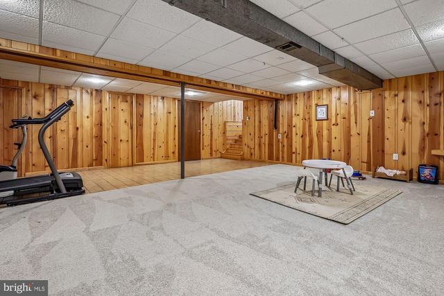 2502 WOODCUTTER CT, Reston, VA 20191