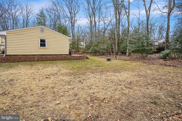 2502 WOODCUTTER CT, Reston, VA 20191