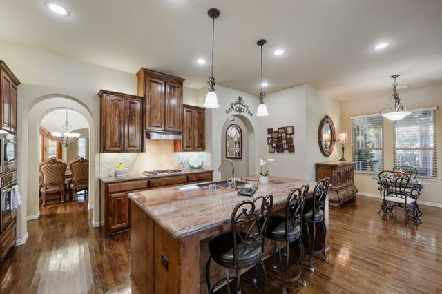 10096 Drawbridge Drive, Frisco, TX 75035