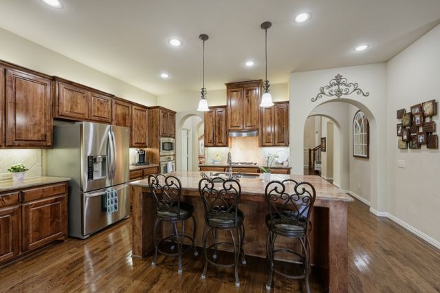 10096 Drawbridge Drive, Frisco, TX 75035