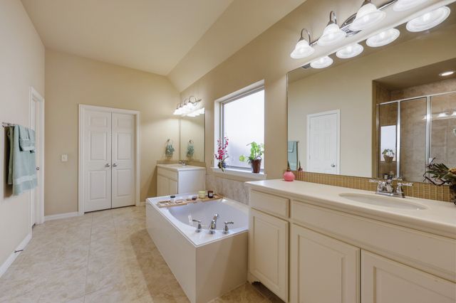 10096 Drawbridge Drive, Frisco, TX 75035