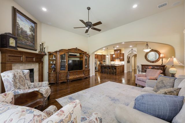 10096 Drawbridge Drive, Frisco, TX 75035