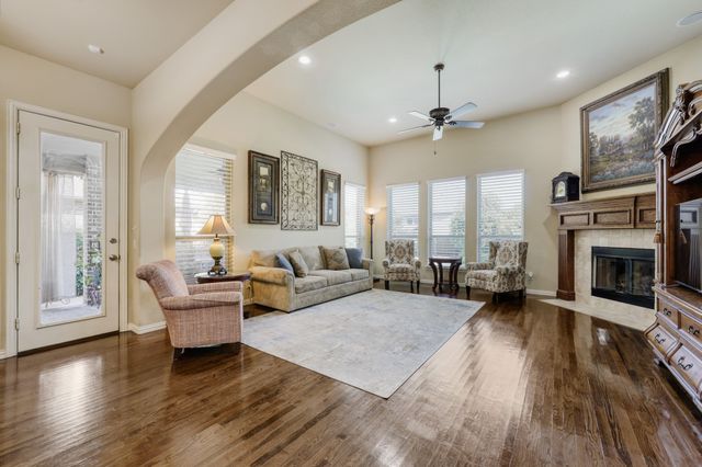 10096 Drawbridge Drive, Frisco, TX 75035