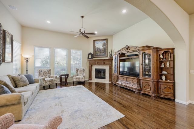 10096 Drawbridge Drive, Frisco, TX 75035