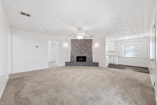 2927 Eric Lane, Farmers Branch, TX 75234