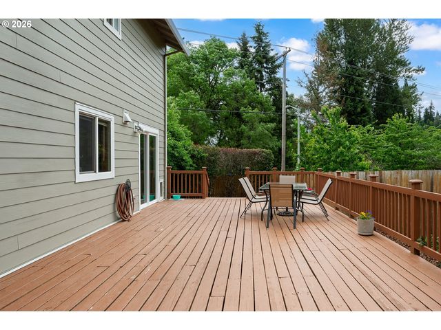 11240 Se CRANBERRY Loop, Clackamas, OR 97015