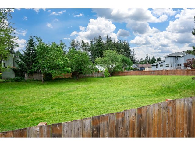11240 Se CRANBERRY Loop, Clackamas, OR 97015
