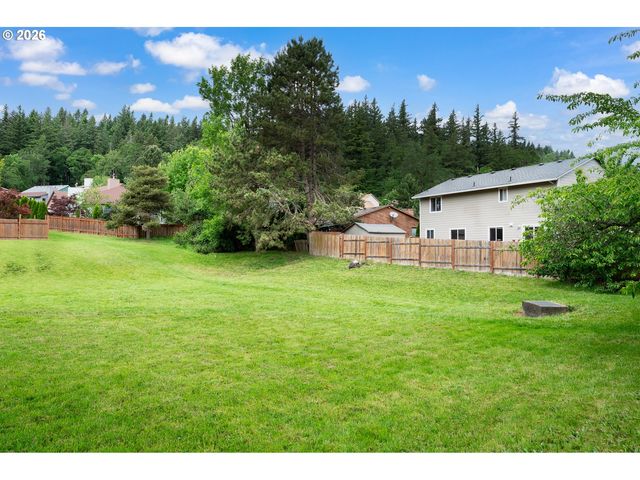 11240 Se CRANBERRY Loop, Clackamas, OR 97015