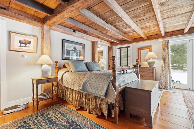 18 The Green, Woodstock, VT 05091