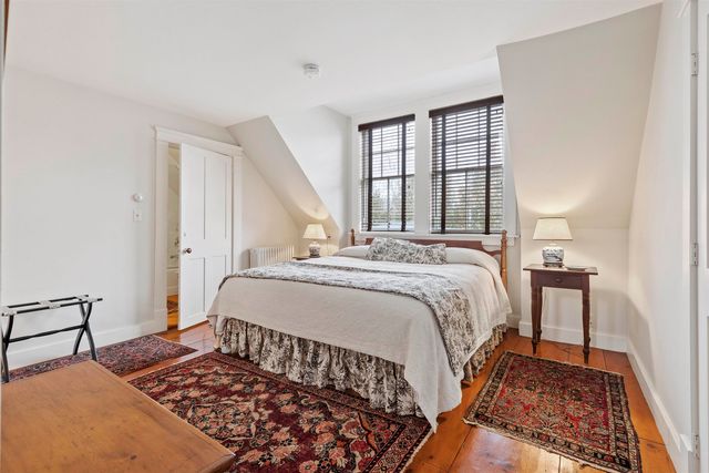 18 The Green, Woodstock, VT 05091