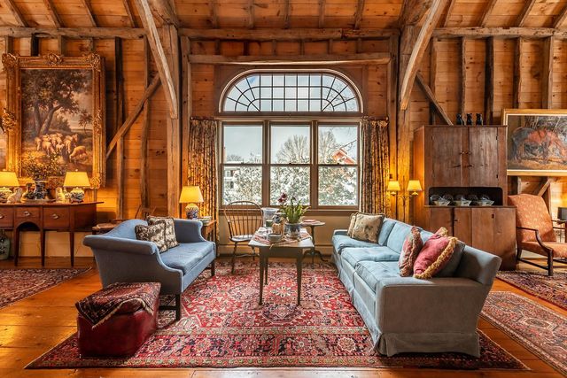 18 The Green, Woodstock, VT 05091