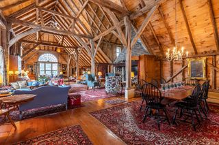 18 The Green, Woodstock, VT 05091
