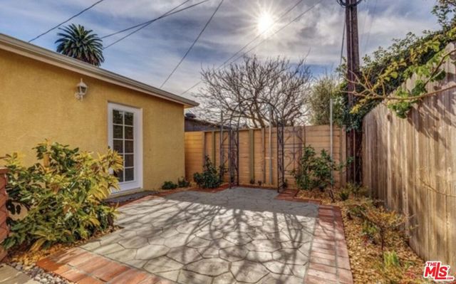 4333 Westlawn Avenue, Los Angeles, CA 90066