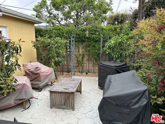 4333 Westlawn Avenue, Los Angeles, CA 90066