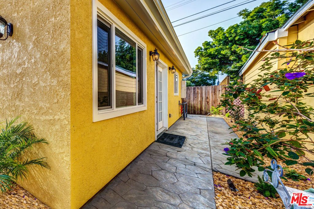 4333 Westlawn Avenue, Los Angeles, CA 90066
