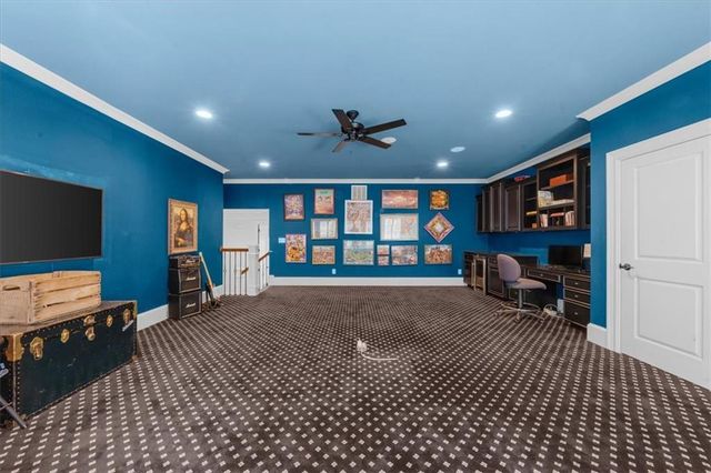 135 Newcastle Court, Roswell, GA 30076