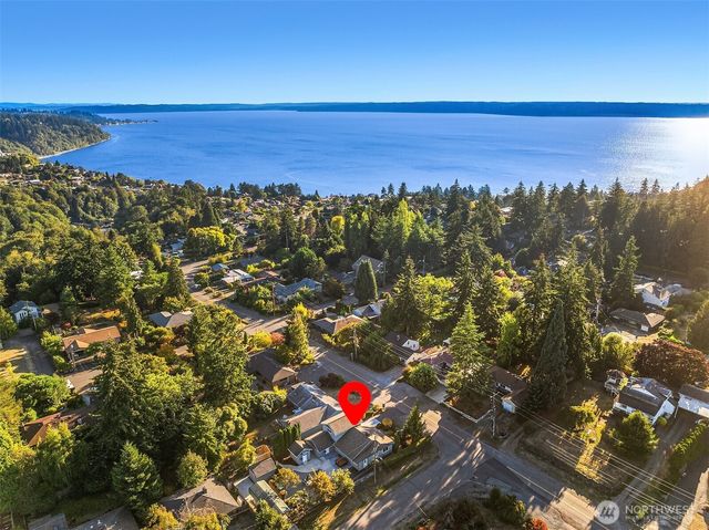 11902 21st Avenue SW, Burien, WA 98146