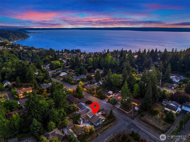11902 21st Avenue SW, Burien, WA 98146