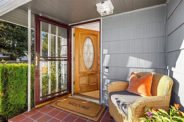 11902 21st Avenue SW, Burien, WA 98146