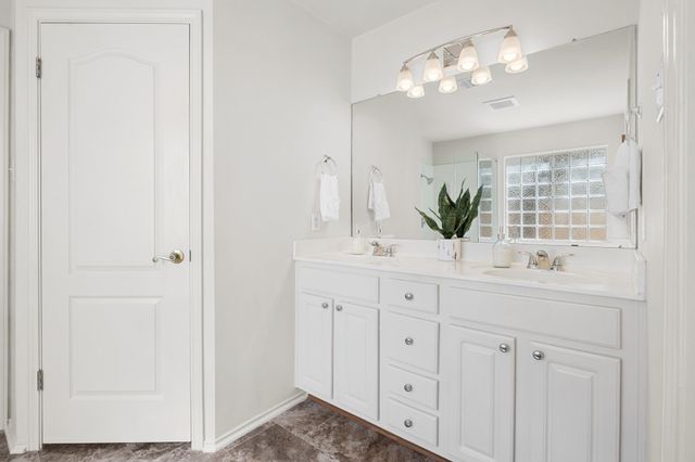 2804 Hannah Kay LN, Cedar Park, TX 78613