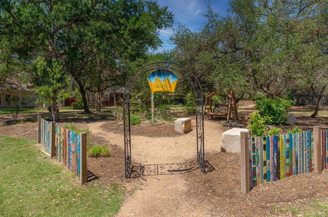 2804 Hannah Kay LN, Cedar Park, TX 78613