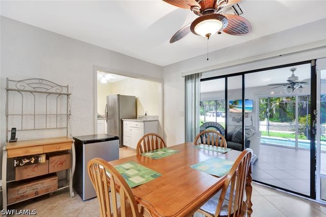 360 16th AVE NW, Naples, FL 34120