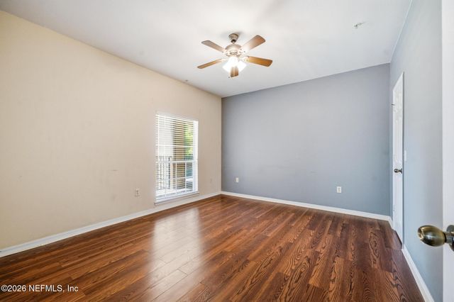 7800 POINT MEADOWS Drive 621, Jacksonville, FL 32256