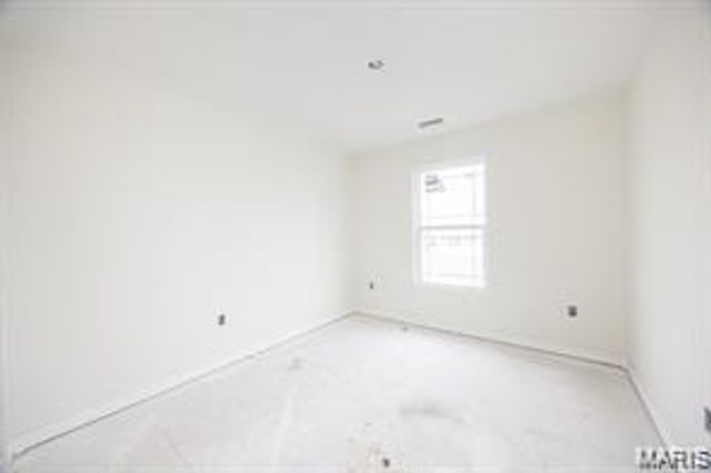 421 Chamberlain, Troy, IL 62294