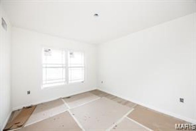 421 Chamberlain, Troy, IL 62294