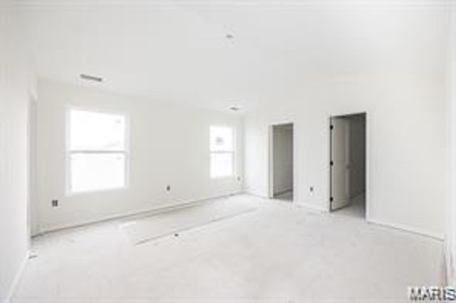421 Chamberlain, Troy, IL 62294