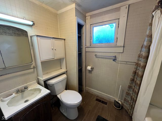 316 W 2nd Street, Anderson, IN 46016