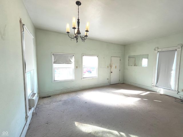 316 W 2nd Street, Anderson, IN 46016