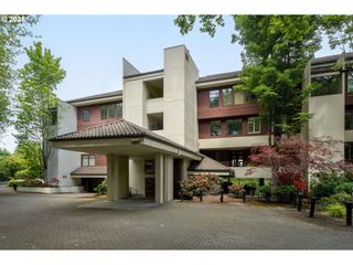 5250 S LANDING SQUARE Dr 13, Portland, OR 97239